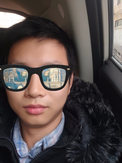 请问揉揉头的第一张照片--南通相亲服务中心