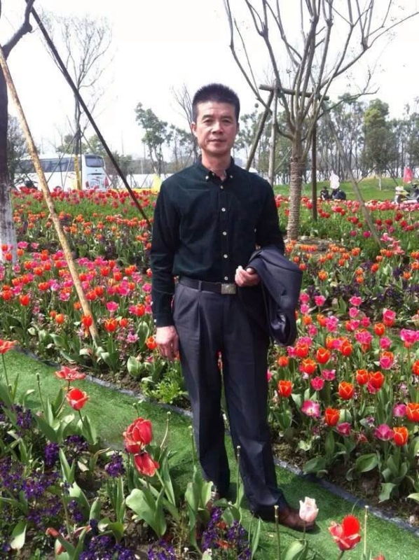 蓝天的第一张照片--南通相亲服务中心