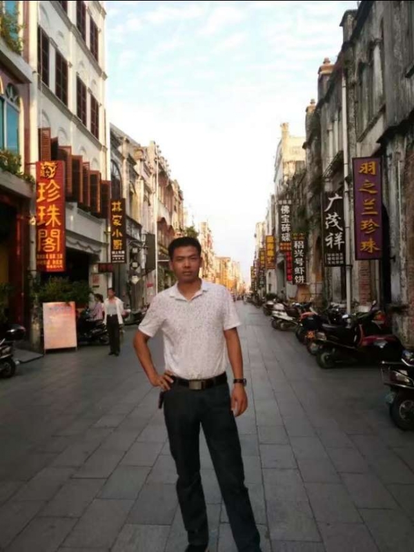 爱生活爱健康的第一张照片--南通相亲服务中心