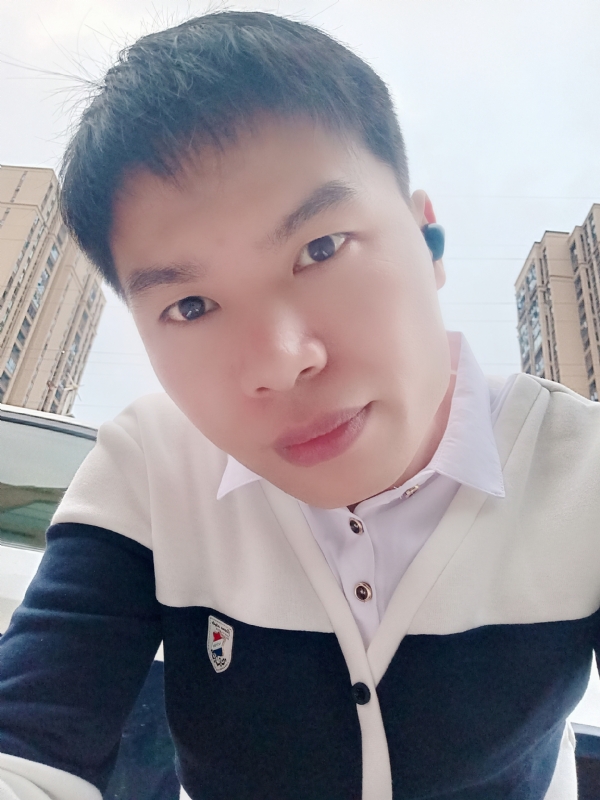 雨霁月清风的第一张照片--南通相亲服务中心