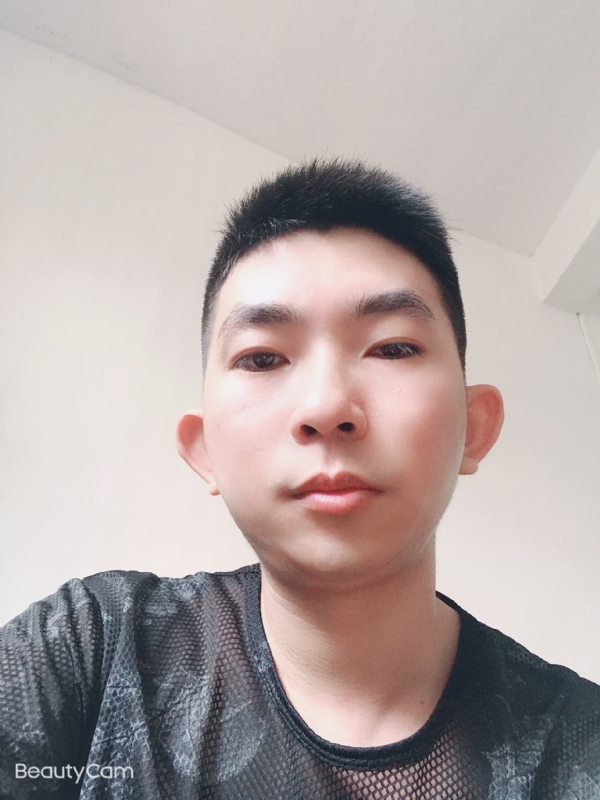 诚恳的第一张照片--南通相亲服务中心