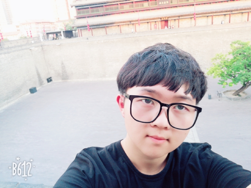 白夜行中人的第三张照片--南通相亲服务中心