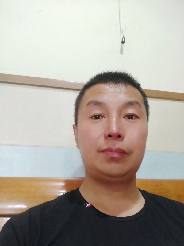 快乐的小鱼儿的第一张照片--南通相亲服务中心