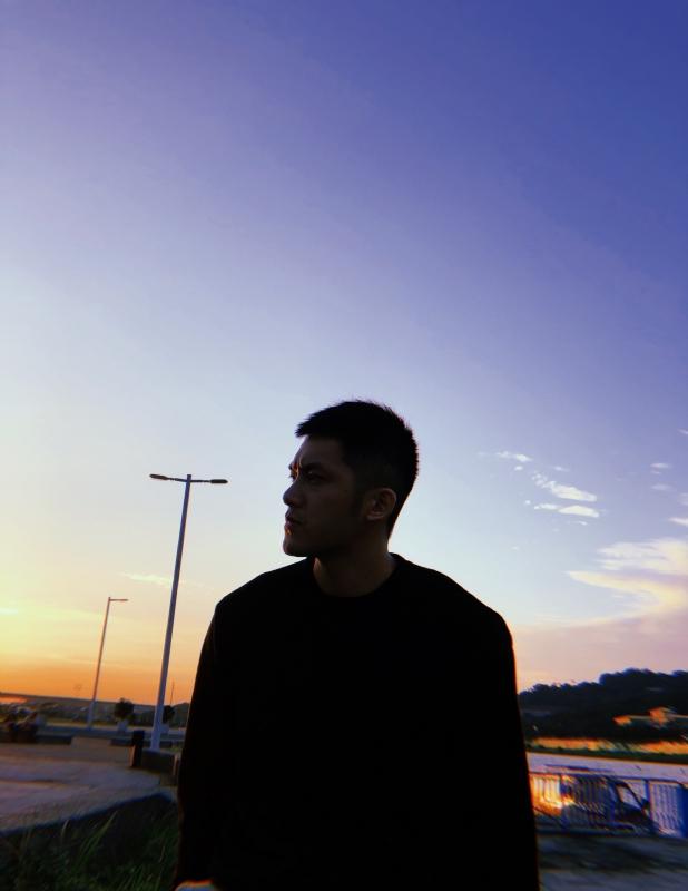 只抽半根煙的第二张照片--南通相亲服务中心