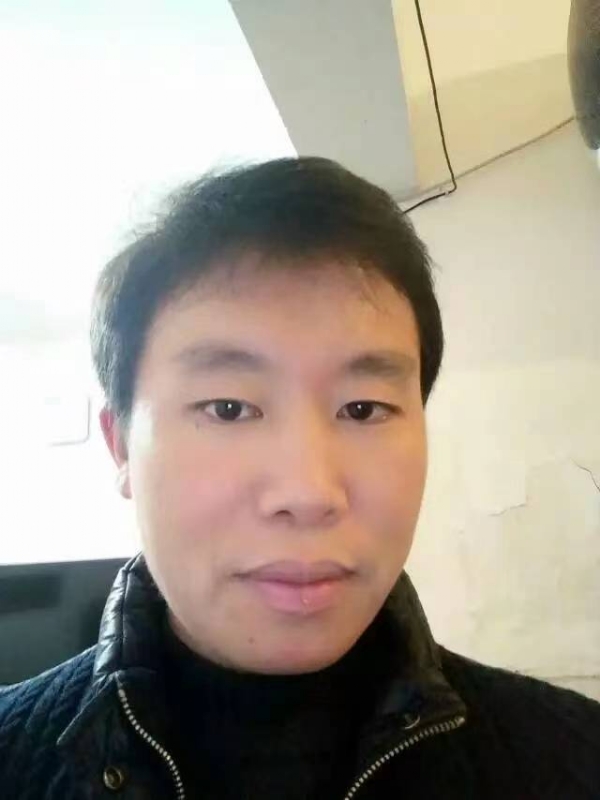 擎天柱的第三张照片--南通相亲服务中心