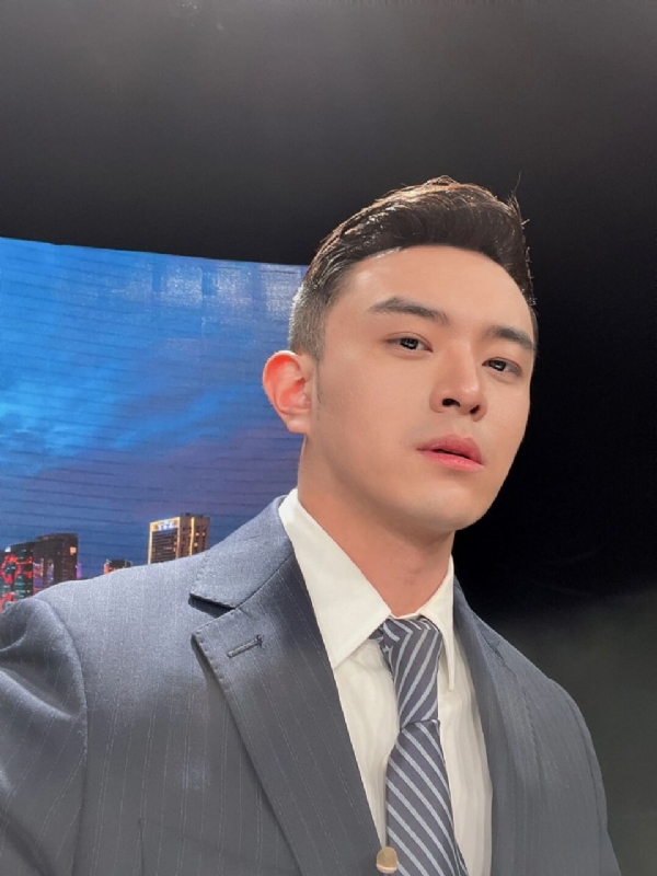 韩哥的第二张照片--南通相亲服务中心