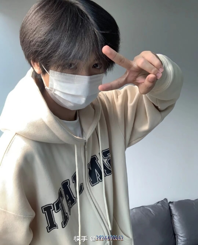 emo的风的第一张照片--南通相亲服务中心