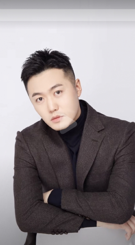 杨天枭的第二张照片--南通相亲服务中心