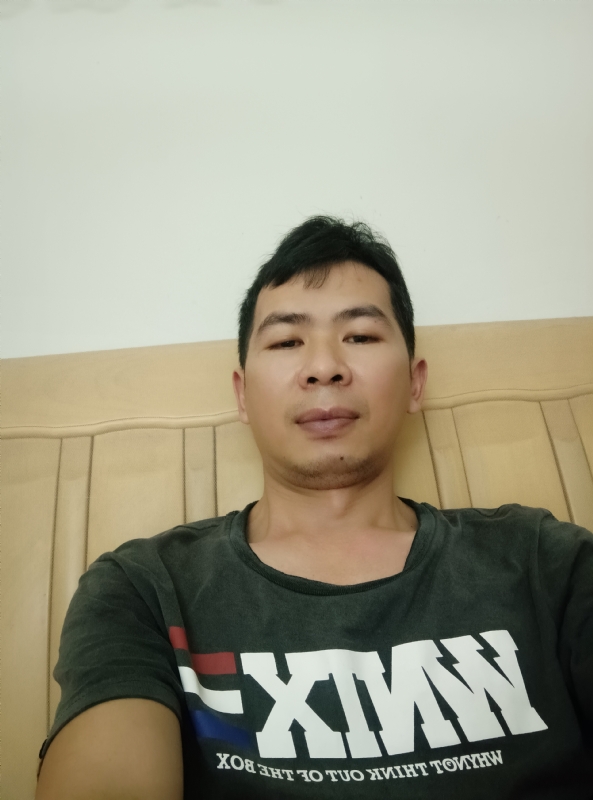 小伙子的第四张照片--南通相亲服务中心