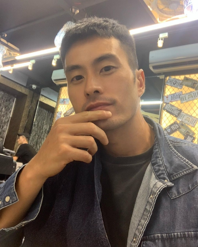 伟业强哥的第一张照片--南通相亲服务中心