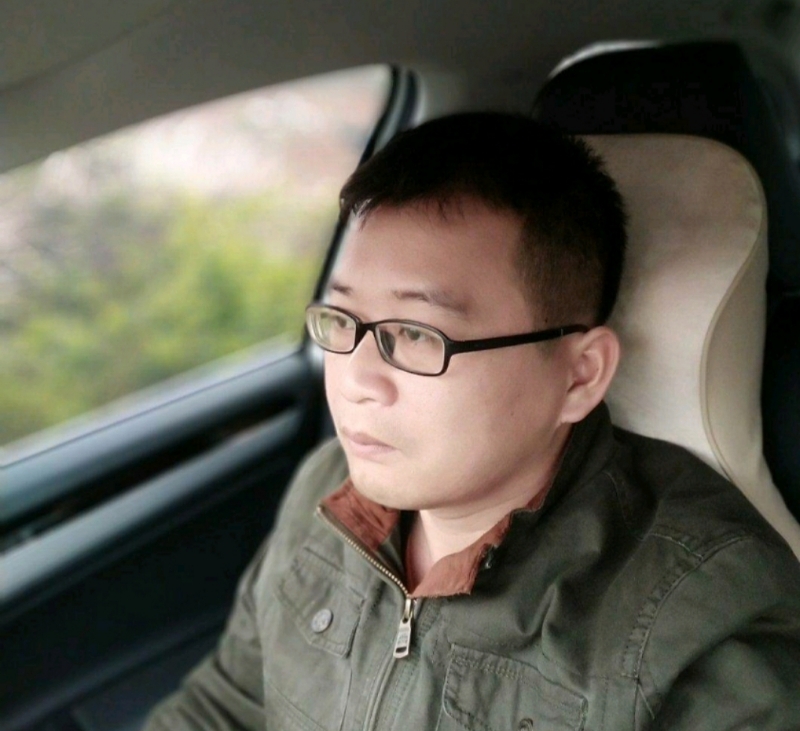 海风吹动你的心的第一张照片--南通相亲服务中心