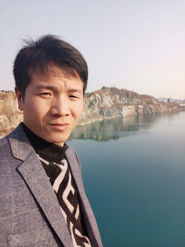 寒夜的第二张照片--南通相亲服务中心