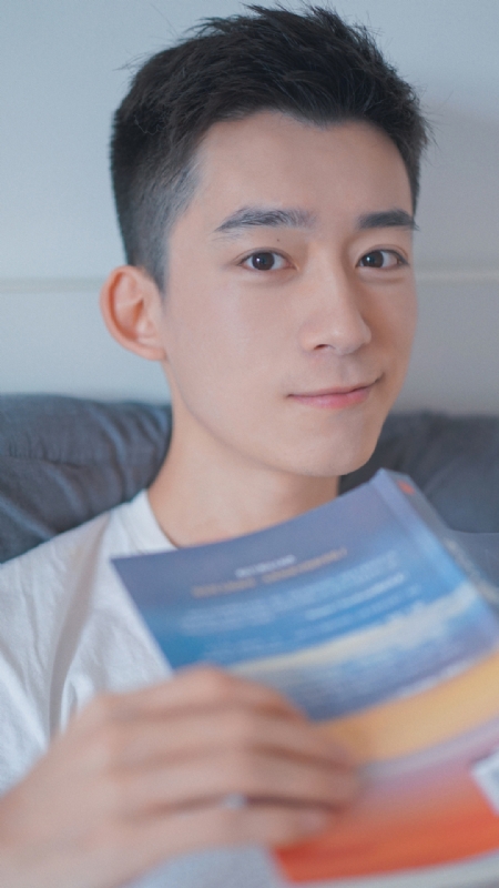 顾飞的第一张照片--南通相亲服务中心