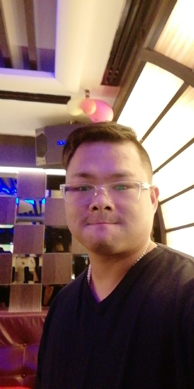 单名一个伟的第一张照片--南通相亲服务中心