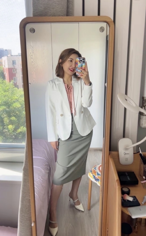 丽波的第三张照片--南通相亲服务中心