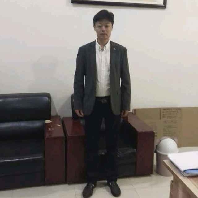 蓝天白云的第一张照片--南通相亲服务中心