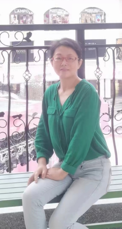 丽华的第一张照片--南通相亲服务中心