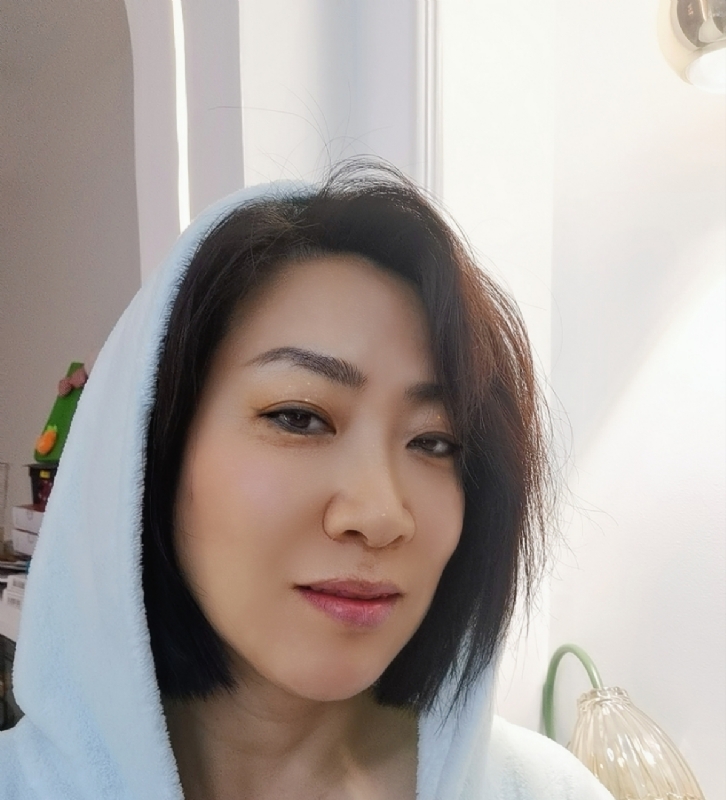 火玫瑰的第一张照片--南通相亲服务中心