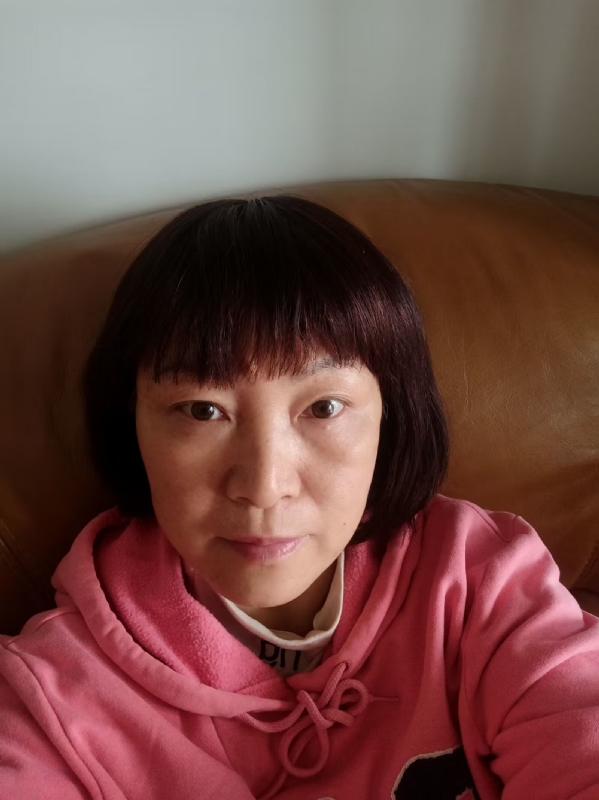 红玫瑰的第一张照片--南通相亲服务中心