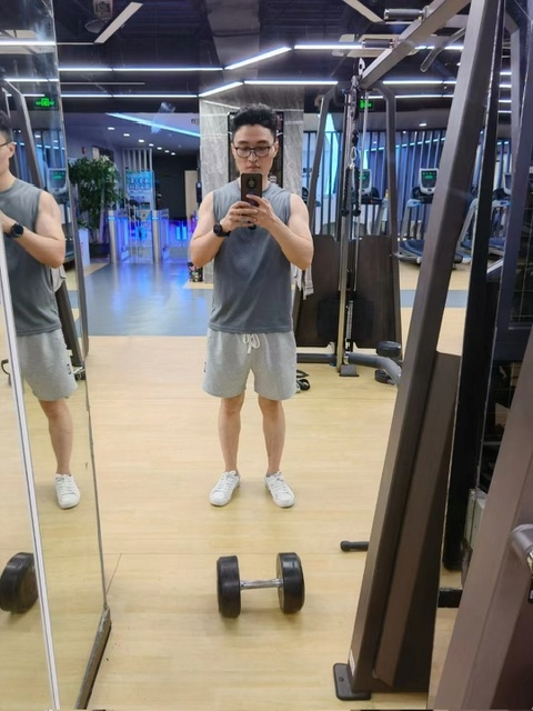 超哥的第二张照片--南通相亲服务中心