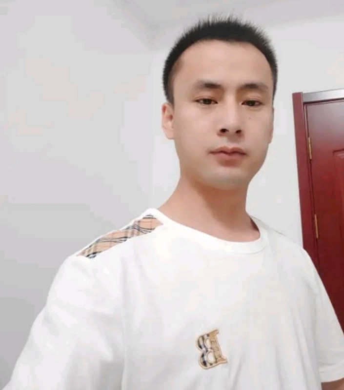 海阔天空的第一张照片--南通相亲服务中心