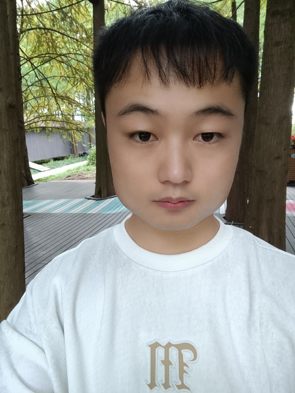 故人似的第一张照片--南通相亲服务中心