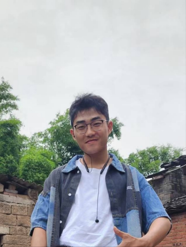 越努力越幸运的第一张照片--南通相亲服务中心