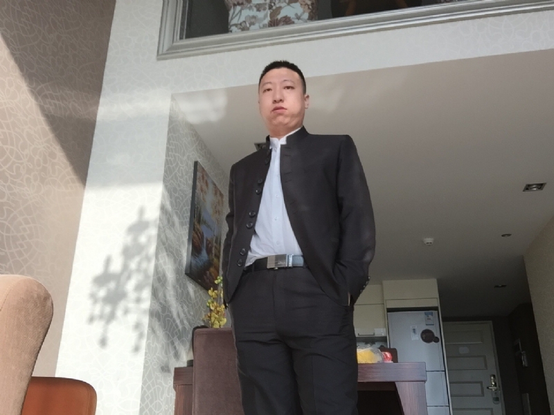 雅小炁的第一张照片--南通相亲服务中心