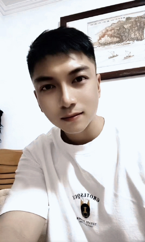 正直的火焰的第一张照片--南通相亲服务中心