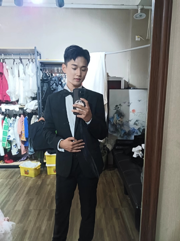 李梓宇的第一张照片--南通相亲服务中心