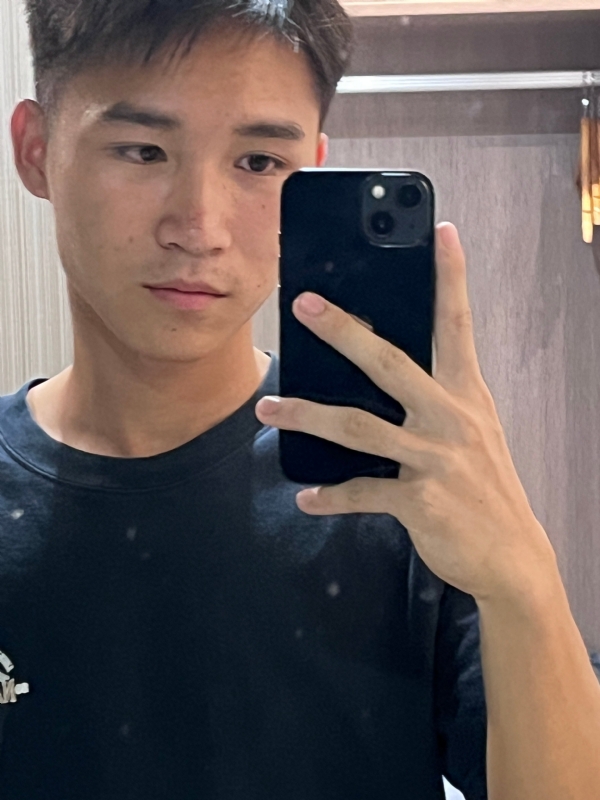 画家的第二张照片--南通相亲服务中心