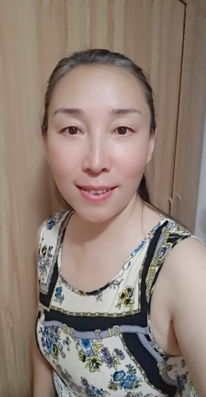 晓琴的第二张照片--南通相亲服务中心