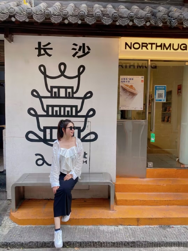 Lin的第二张照片--南通相亲服务中心