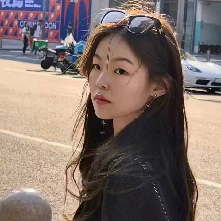 依依姐的第一张照片--南通相亲服务中心