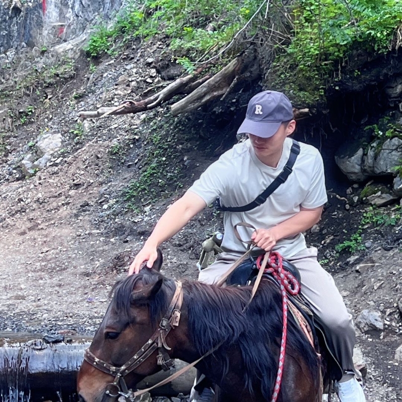 蓦然回首的第二张照片--南通相亲服务中心
