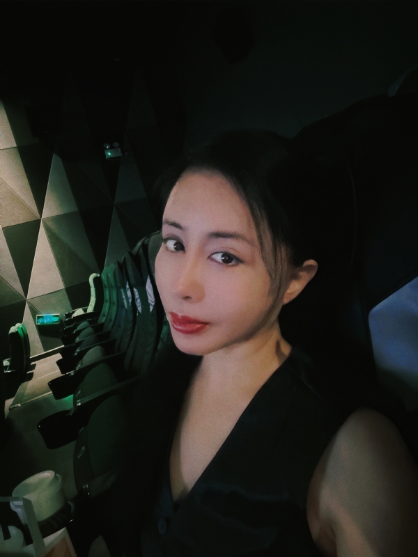 Moon的第一张照片--南通相亲服务中心