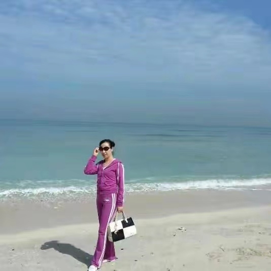 红红的第一张照片--南通相亲服务中心