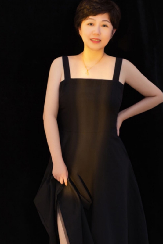 阿娜的第一张照片--南通相亲服务中心