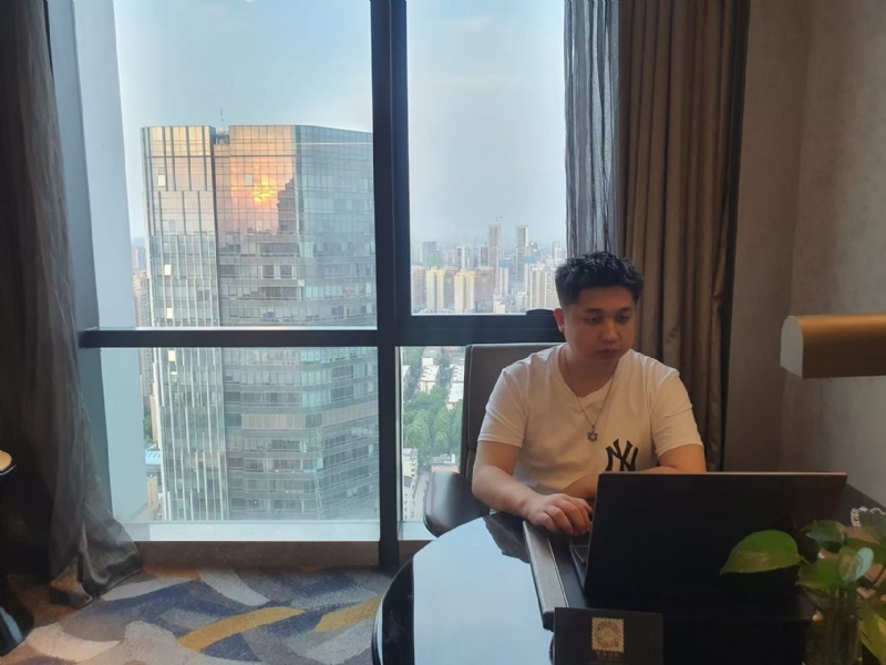 ying的第一张照片--南通相亲服务中心