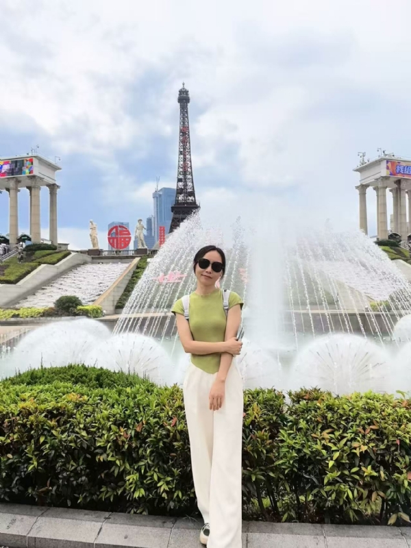 秋风落叶的第一张照片--南通相亲服务中心