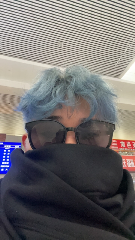 平行线的第一张照片--南通相亲服务中心