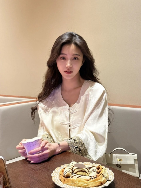 Anna的第一张照片--南通相亲服务中心