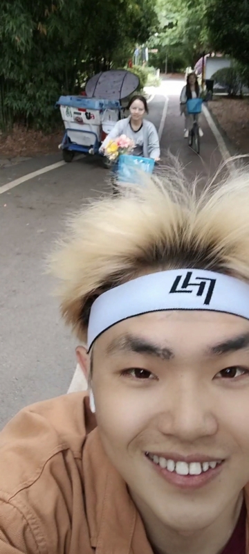 求安稳的第一张照片--南通相亲服务中心