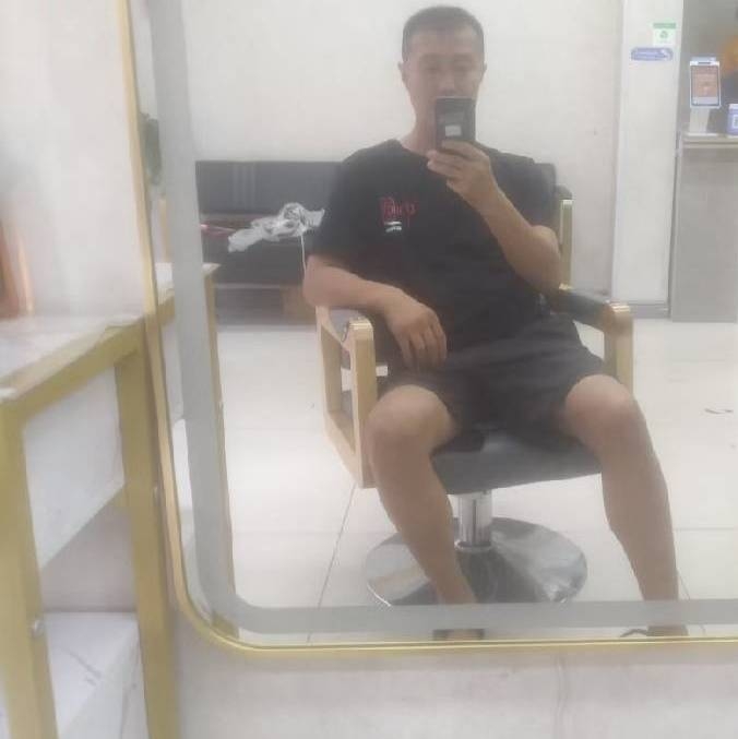 闫杰的第一张照片--南通相亲服务中心