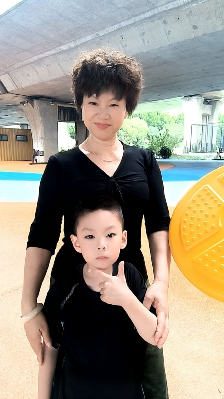 火凤凰的第二张照片--南通相亲服务中心