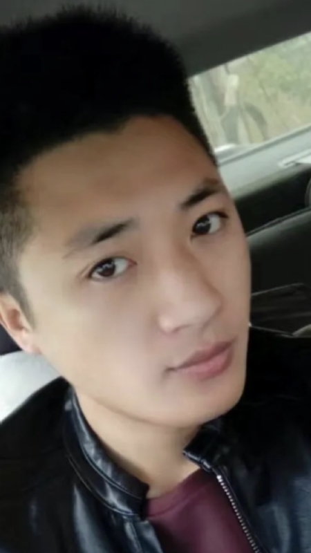 小汤米的第二张照片--南通相亲服务中心