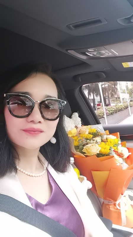 Apple的第一张照片--南通相亲服务中心