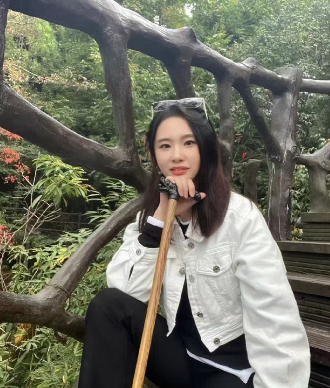 琪琪的第一张照片--南通相亲服务中心