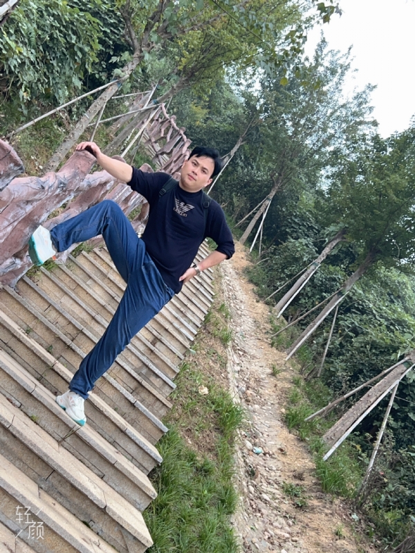 择一人白头偕老的第二张照片--南通相亲服务中心