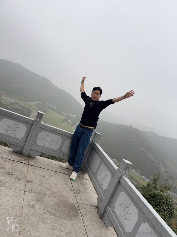 择一人白头偕老的第三张照片--南通相亲服务中心